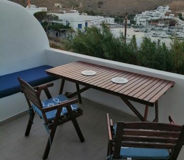 Loutra Apartment | Aiolos Studios Κythnos