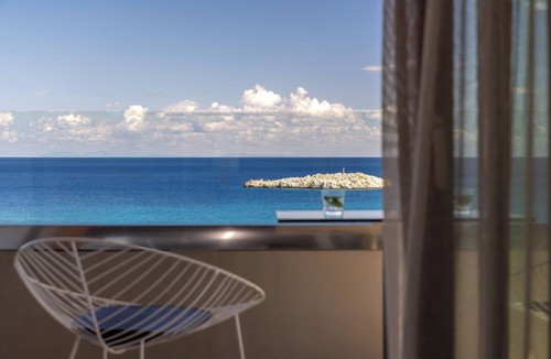 Karpathos Town Hotel | Alimounda Mare