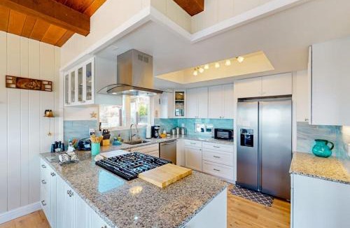 Marine Terrace House | All Decked Out in Cambria