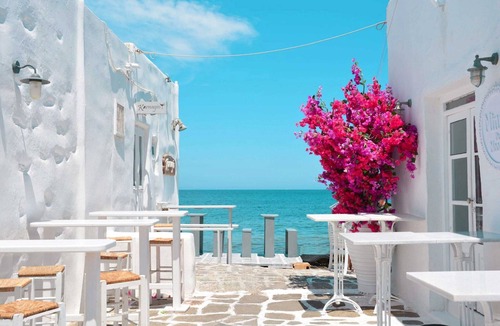 Kithnos Apartment | Alluring Kythnos Suite | Thebes Suite | Breathtaking Sea Views | Spacious.
