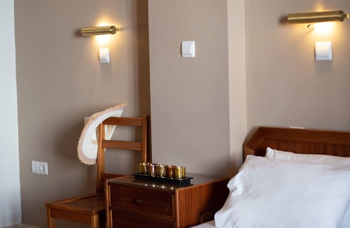 Ios Town House | Almira Inn