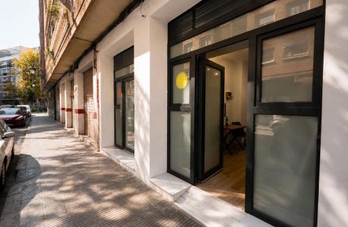 Nou Moles Apartment | Amarillo - Central Apt - Turia Park by Río Turia Apartments