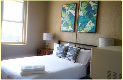 Rampart Village Apartment | Amazing studio for 2! Near DTLA!
