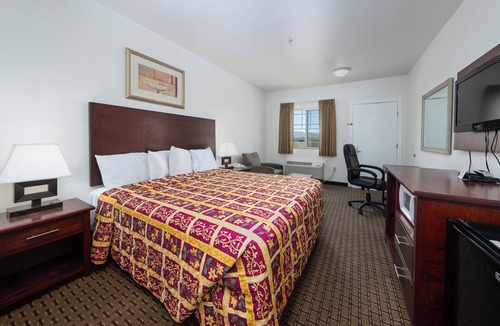 Ridgecrest Hotel | America Inn & Suites