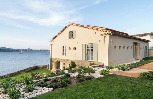 Cote d'Azur- French Riviera Villa | Anchor, waterfront villa