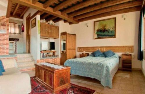 Cabezas Bajas Apartment | Apartamento rural El Pastor es un estudio con gran ventanal a Gredos