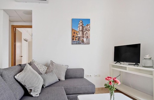 Perchel Sur Apartment | Apartamento terraza privada 2D. MALAGA CENTRO