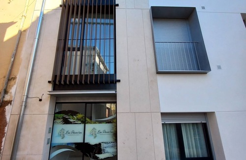 Montehermoso Apartment | Apartamento Tipo Loft en el Centro de la Población