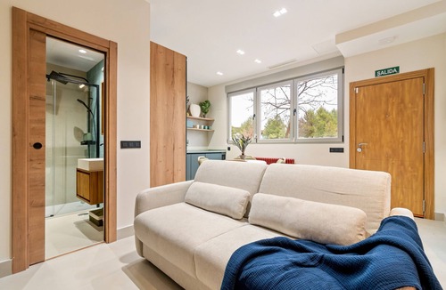 Villa de Vallecas Apartment | apartamento totalmente de diseño de alquiler temporal