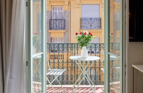 Jean-Medecin Apartment | Aparthotel 9 ALBERTI Nice Centre