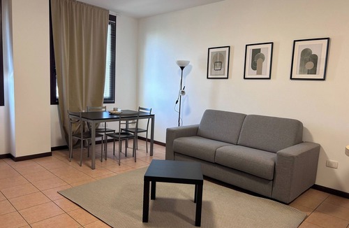 Cocconi Apartment | Apartment 3 B