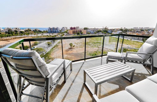 Mil Palmeras Apartment | Apartment Be Happy II