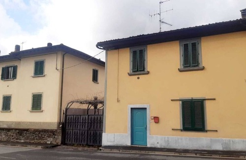 Cavallina Apartment | Apartment 'Da Valentino' with Air Conditioning