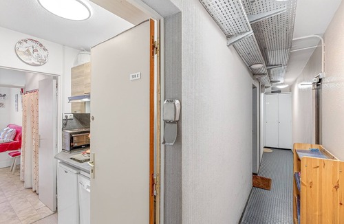 Saint-Etienne-en-Devoluy Apartment | Apartment 'Superdévoluy Les Issarts' with Mountain View, Balcony and Wi-Fi