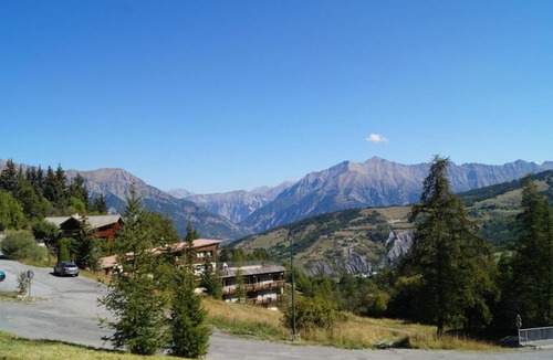 Le Sauze Apartment | Appartement Enchastrayes, 1 pièce, 4 personnes - FR-1-165A-44