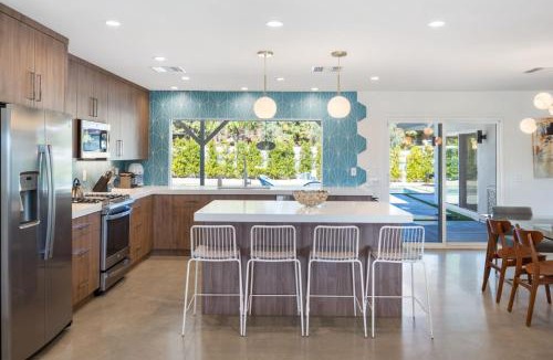Racquet Club West House | Aqua Linda