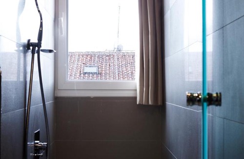 Embajadores Hotel | Artrip Hotel
