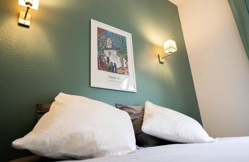Pierlas Hotel | Auberge Lou Poumié