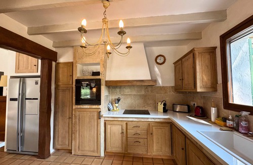 Roquebrune-sur-Argens Villa | Authentic villa with heated pool, calm & nature