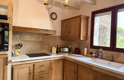 Roquebrune-sur-Argens Villa | Authentic villa with heated pool, calm & nature