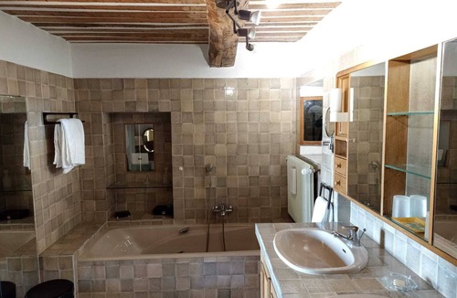 Cabris House | Authentic Mas in the middle of a magnificent property. Impressive view.