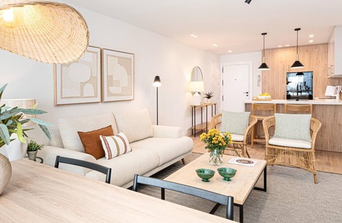 Carranque Apartment | Avenida Andalucía - iloftmalaga