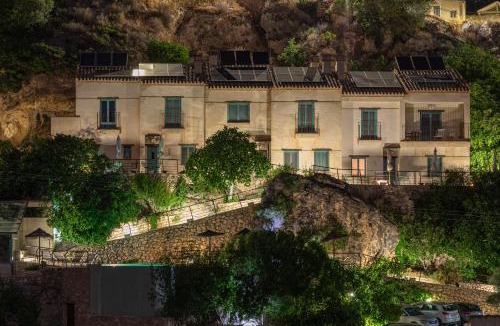 El Berro Hotel | Bajo El Cejo
