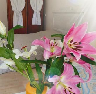 Peyrolles-en-Provence Apartment | Bastide Cedrea