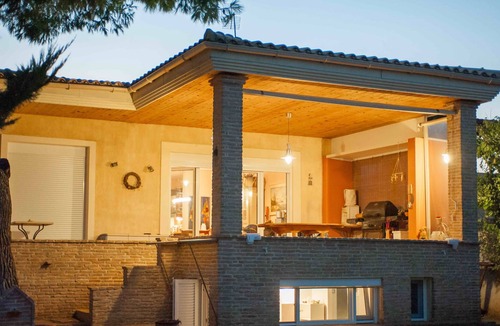 Spata-Artemida Villa | Beach front villa for 6