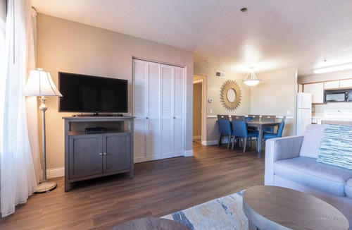 Capistrano Beach Hotel | Beachside Escape | 4 Units | Steps from Capistrano Beach