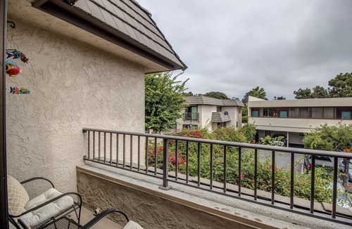 Solana Beach House | Beautiful spacious 2 Bed, 2&1/2 Bath condo with AC. Sleeps 6