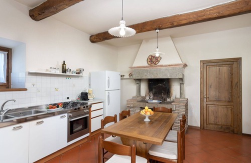 Subbiano Villa | Beautiful villa with A/C, WIFI, private pool, hot tub, TV, patio, panoramic view, close to Arezzo