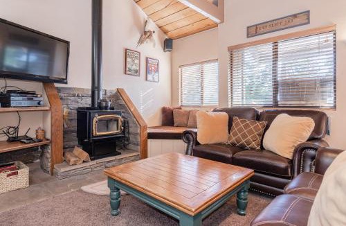 Majestic Pines House | Bigwood W #90