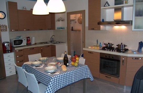Marina di Castagneto Carducci Apartment | Blue flat with terrace