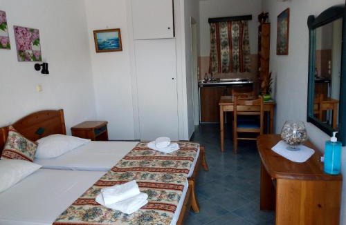 Lefkos Apartment | Blue Horizon Studios