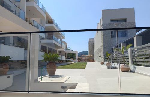 Volvi Hotel | Blueleaf