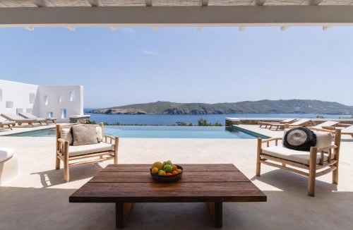 Mykonos Villa | Bohemian Blue Villa - 7 BDRM - beach in 200m - MG Villas