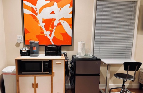 Magnolia Park Apartment | Bright and spacious guest suite