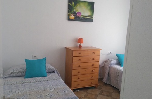 Los Cuarteros Apartment | Bright two bedroom apartment 400m from the beach, WiFi, Air conditioning