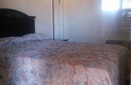 South Gate Hotel | Budget Inn
