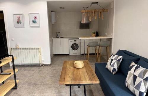 La Trinidad-San Juan y Todos los Santos Apartment | Buen Pastor Studio- Old Town