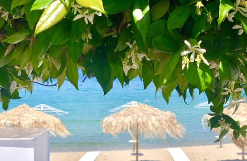 Skala Sotiros Villa | BYBLOS ARIA-THE SEASIDE LUXURY VILLA