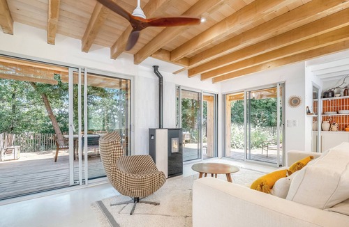 La Roque-d'Antheron House | Cabane d’Ismou | Pool & Wood Design