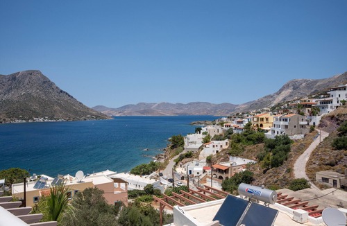 Kamari Apartment | "Calliope Maille Kalymnos" Family House