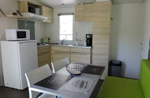 Venterol House | Camping 4 étoiles - Piscine - ccbgfc0