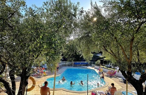 Venterol House | Camping 4 étoiles - Piscine - ccbgfc0