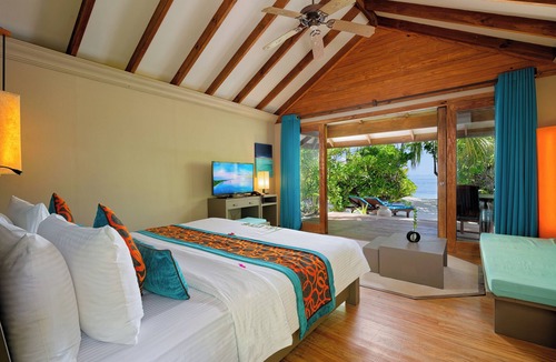 Herathera Resort | Canareef Resort Maldives