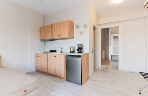 Katsarou House | Cape Blue Suites