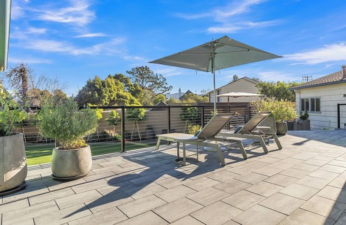 Northeast Carmel Apartment | Carmel Studio Hideaway - Fast WiFi!