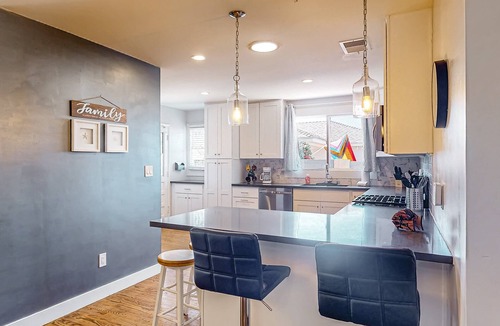 Allied Gardens House | Carthage Corner 3BR Home